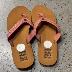 Billabong Coral and Brown Flip Flops size 10